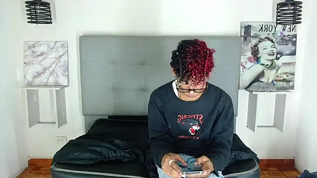 Snapshot of Billie_Turner_ chatting on 11/15/25, 04:10 Billie Turner online show from 11/15/25, 04:10