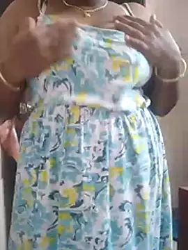 Snapshot of Sowjanya-telugu chatting on 10/15/25, 12:55 Sowjanya-telugu online show from 10/15/25, 12:55