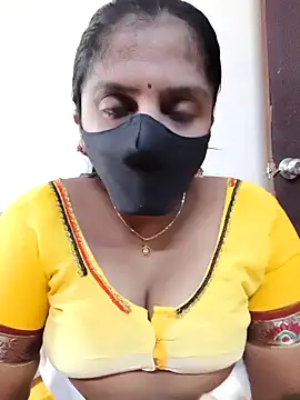 Snapshot of Sowjanya-telugu chatting on 10/18/25, 10:05 Sowjanya-telugu online show from 10/18/25, 10:05