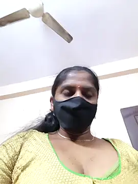 Snapshot of Sowjanya-telugu chatting on 10/29/25, 06:37 Sowjanya-telugu online show from 10/29/25, 06:37