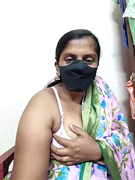 Snapshot of Sowjanya-telugu chatting on 11/17/25, 05:30 Sowjanya-telugu online show from 11/17/25, 05:30