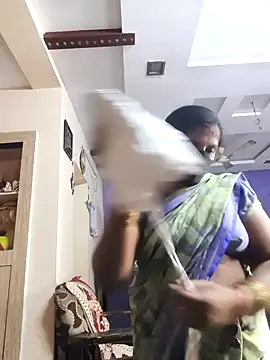 Snapshot of Sowjanya-telugu chatting on 11/24/25, 07:08 Sowjanya-telugu online show from 11/24/25, 07:08