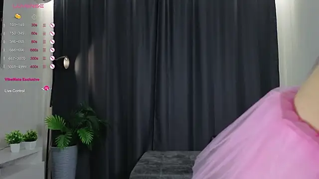 Snapshot of Jupiter_Boobs chatting on 02/13/26, 04:25 Jupiter Boobs online show from 02/13/26, 04:25