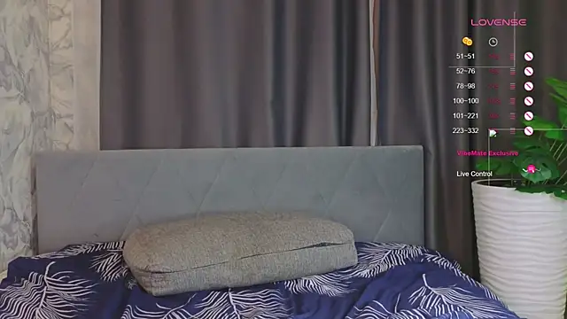 Jupiter Boobs online show from 04/16/26, 09:39