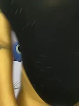 karolaalcendra online show from 04/02/26, 03:26