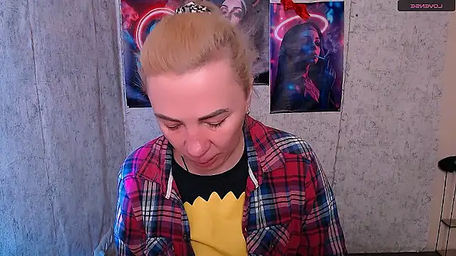 EmmaCat  online show from 01/13/26, 05:24