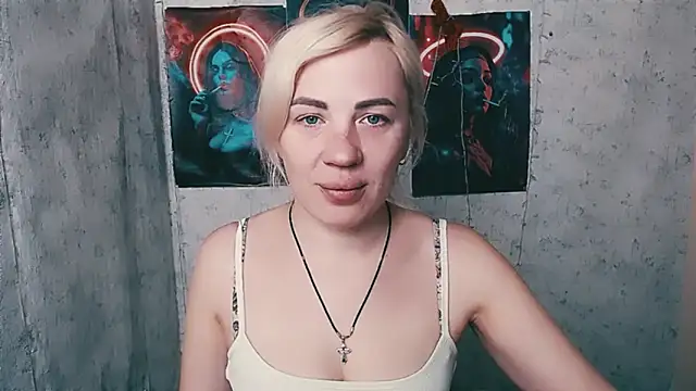 EmmaCat  online show from 02/17/26, 05:26