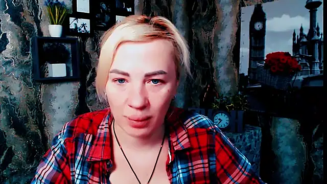 EmmaCat  online show from 03/01/26, 05:53