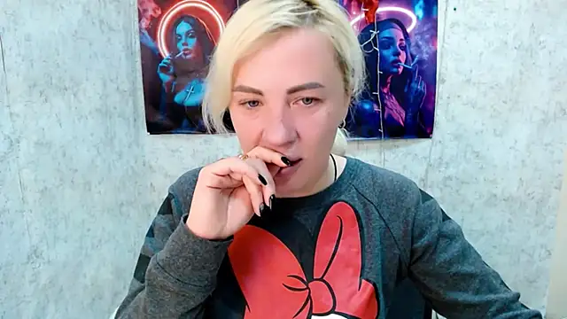 EmmaCat  online show from 03/03/26, 05:02