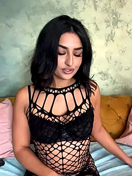 Mia spicyy online show from 10/23/25, 08:35