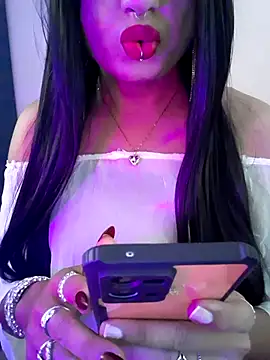 Cutie-Whiskey1 online show from 11/27/25, 09:00