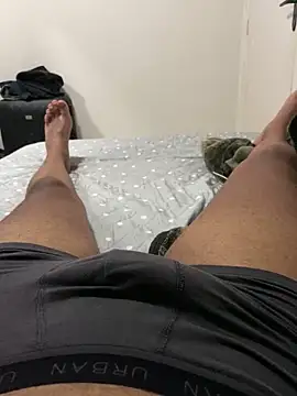 Snapshot of Morenolatino881 chatting on 10/09/25, 11:47 Morenolatino881 online show from 10/09/25, 11:47