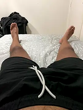 Snapshot of Morenolatino881 chatting on 10/28/25, 10:34 Morenolatino881 online show from 10/28/25, 10:34