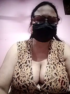 thehotlady online show from 11/20/25, 09:53