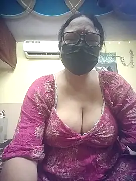 thehotlady online show from 06/06/26, 06:34