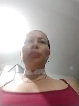 LaraCaliente online show from 01/08/26, 01:52