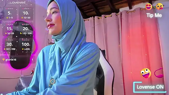 ShanaJamil online show from 09/20/25, 12:17