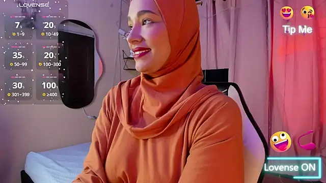 ShanaJamil online show from 10/21/25, 12:06