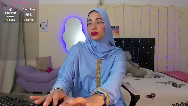 Snapshot of ShanaJamil chatting on 04/30/26, 11:49 ShanaJamil online show from 04/30/26, 11:49