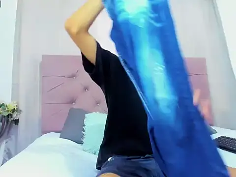 EthanBlackwoodd online show from 10/03/25, 07:22