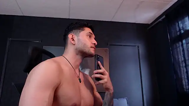 RichardMilleer online show from 04/17/26, 04:43