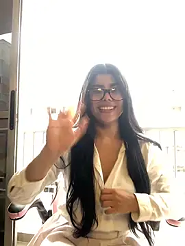 MayaScott11 online show from 02/06/26, 07:17