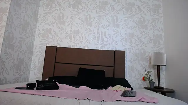 Ava Raye online show from 05/14/26, 06:47
