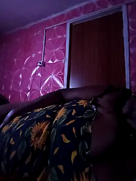 Rosabela04 online show from 02/15/26, 11:45