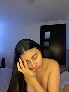 Isabella Montoya online show from 10/12/25, 03:22