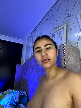 Isabella Montoya online show from 11/15/25, 06:37