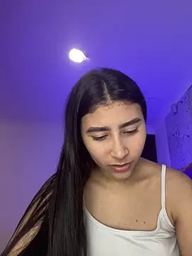 Isabella Montoya online show from 11/22/25, 06:07