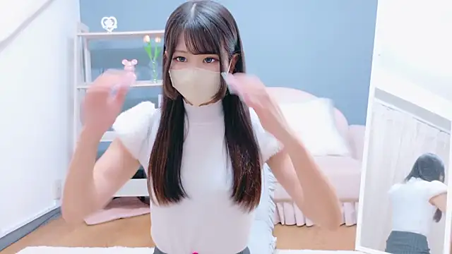 Snapshot of Ruru-shuv chatting on 09/29/25, 09:36 Ruru-shuv online show from 09/29/25, 09:36