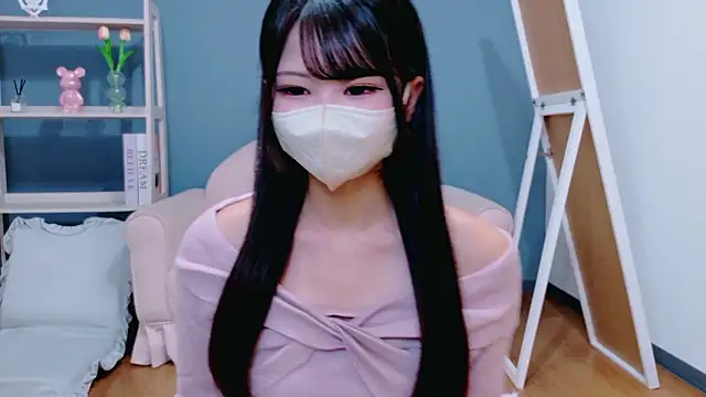 Snapshot of Ruru-shuv chatting on 10/01/25, 10:32 Ruru-shuv online show from 10/01/25, 10:32