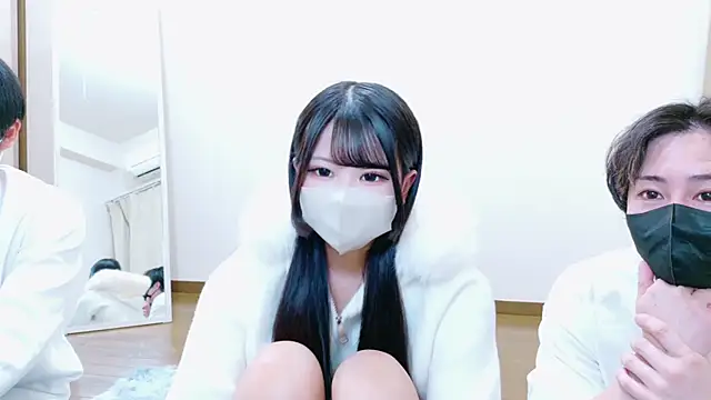 Snapshot of Ruru-shuv chatting on 11/04/25, 10:36 Ruru-shuv online show from 11/04/25, 10:36