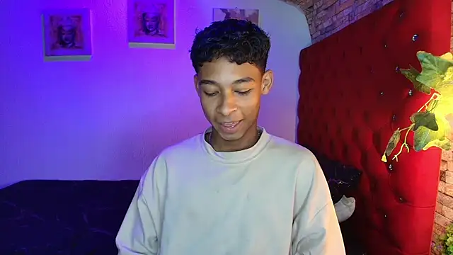 CoffeNaughty nom online show from 11/18/25, 03:12