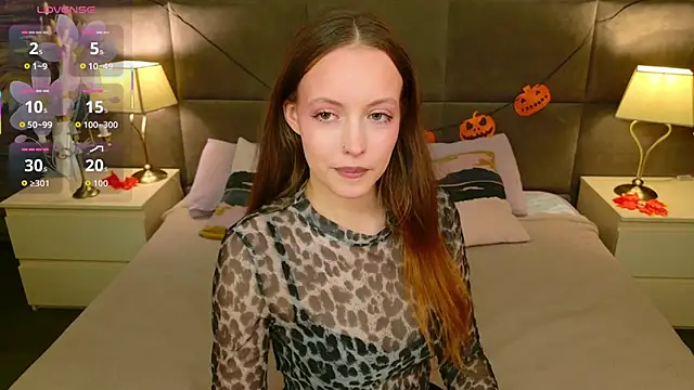 SallyPinkman online show from 10/17/25, 02:08