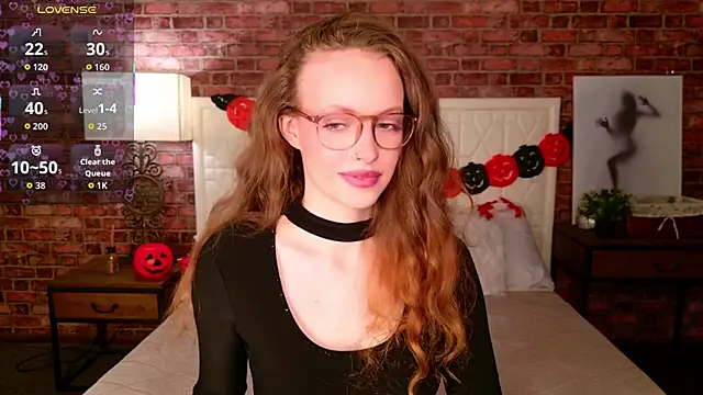 SallyPinkman online show from 10/19/25, 09:10