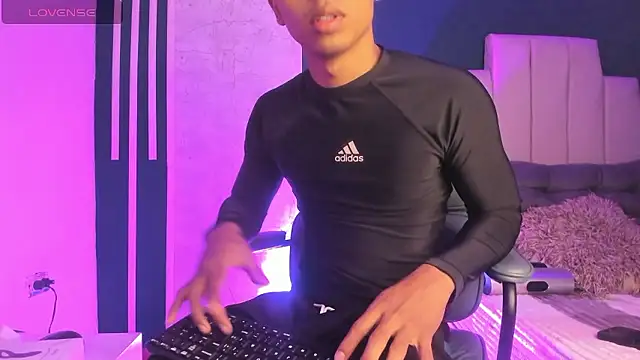 Jaycob Black1 online show from 01/11/26, 03:11