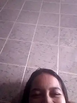 Snapshot of Cachorrinha2025 chatting on 09/13/25, 06:51 Cachorrinha2025 online show from 09/13/25, 06:51