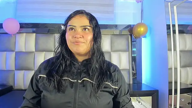 Snapshot of abbiecollins_js chatting on 11/22/25, 04:11 abbiecollins js online show from 11/22/25, 04:11