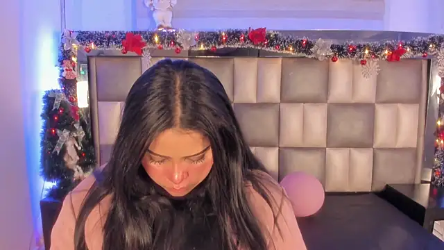 abbiecollins js online show from 12/04/25, 04:00