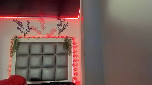 abbiecollins js online show from 03/17/26, 04:39