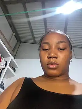 Snapshot of Karol_sexy23 chatting on 10/21/25, 02:23 Karol sexy23 online show from 10/21/25, 02:23