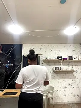 Snapshot of Karol_sexy23 chatting on 11/01/25, 03:03 Karol sexy23 online show from 11/01/25, 03:03