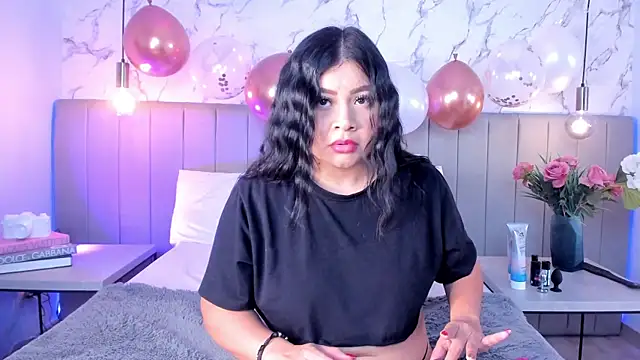 Snapshot of Amber_Santana chatting on 10/21/25, 09:37 Amber Santana online show from 10/21/25, 09:37