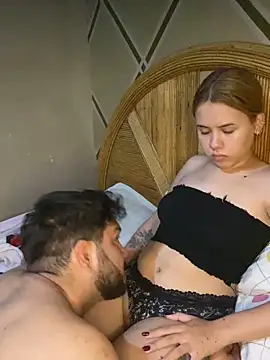 coupleyys online show from 04/05/26, 06:38