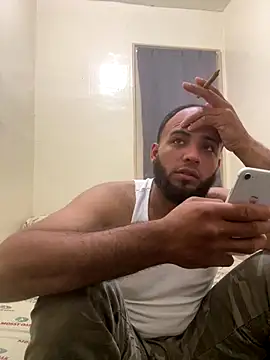 LeoPR00 online show from 09/18/25, 04:36