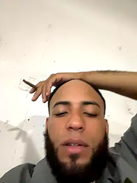 LeoPR00 online show from 09/24/25, 02:37