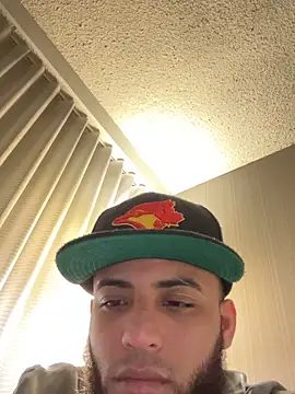 LeoPR00 online show from 11/23/25, 11:48