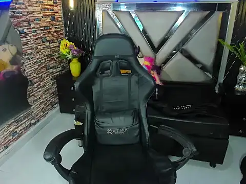 ElectrogoDdess online show from 11/23/25, 08:52